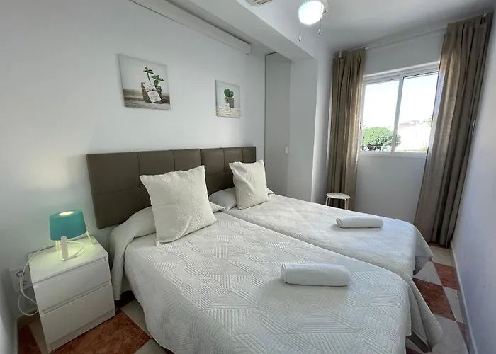 Edif Casablanca * Nerja